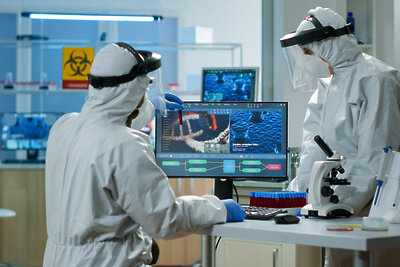 США в лабораториях пытаются получить компоненты биологического оружия - Медведев 