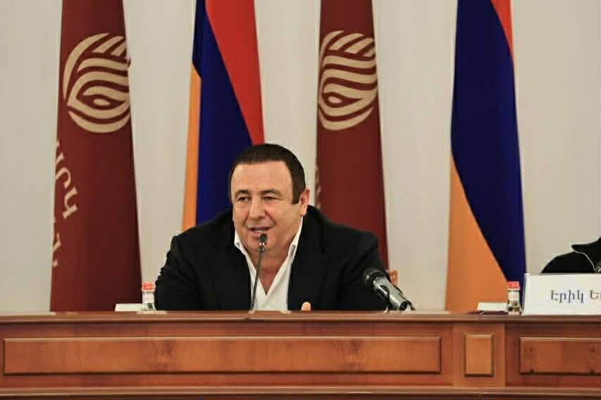 Խոսում են ԵԱՏՄ-ից դուրս գալու մասին, գոնե պատկերացնո՞ւմ են` դա ինչ է նշանակում. Ծառուկյան