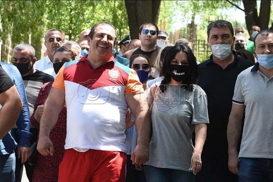 У генпрокурора Армении еще есть шанс не выполнять политический заказ - Зограбян