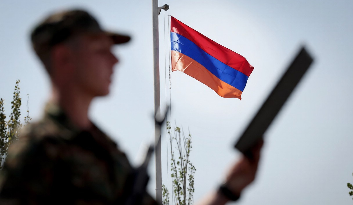 В Армении расширят соцгарантии для военных и их семей