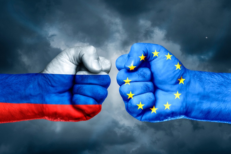 ЕС готов вводить новые санкции против России