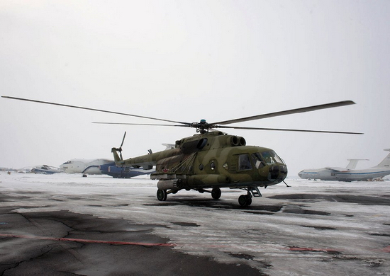 Летчики авиации ЮВО приступили к выполнению фигур сложного пилотирования в горах Армении