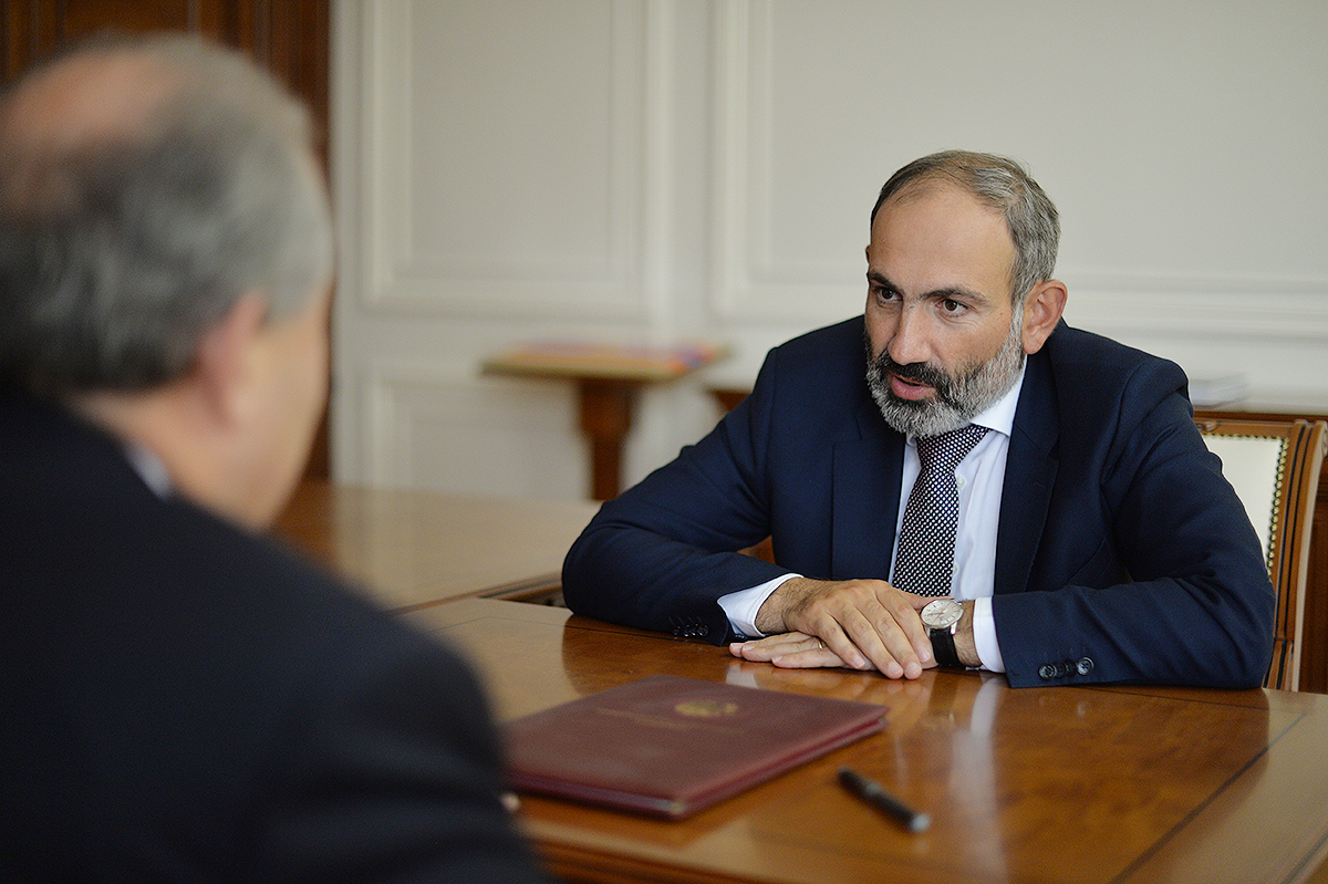Премьер и президент обсудили ситуацию вокруг Конституционного суда Армении