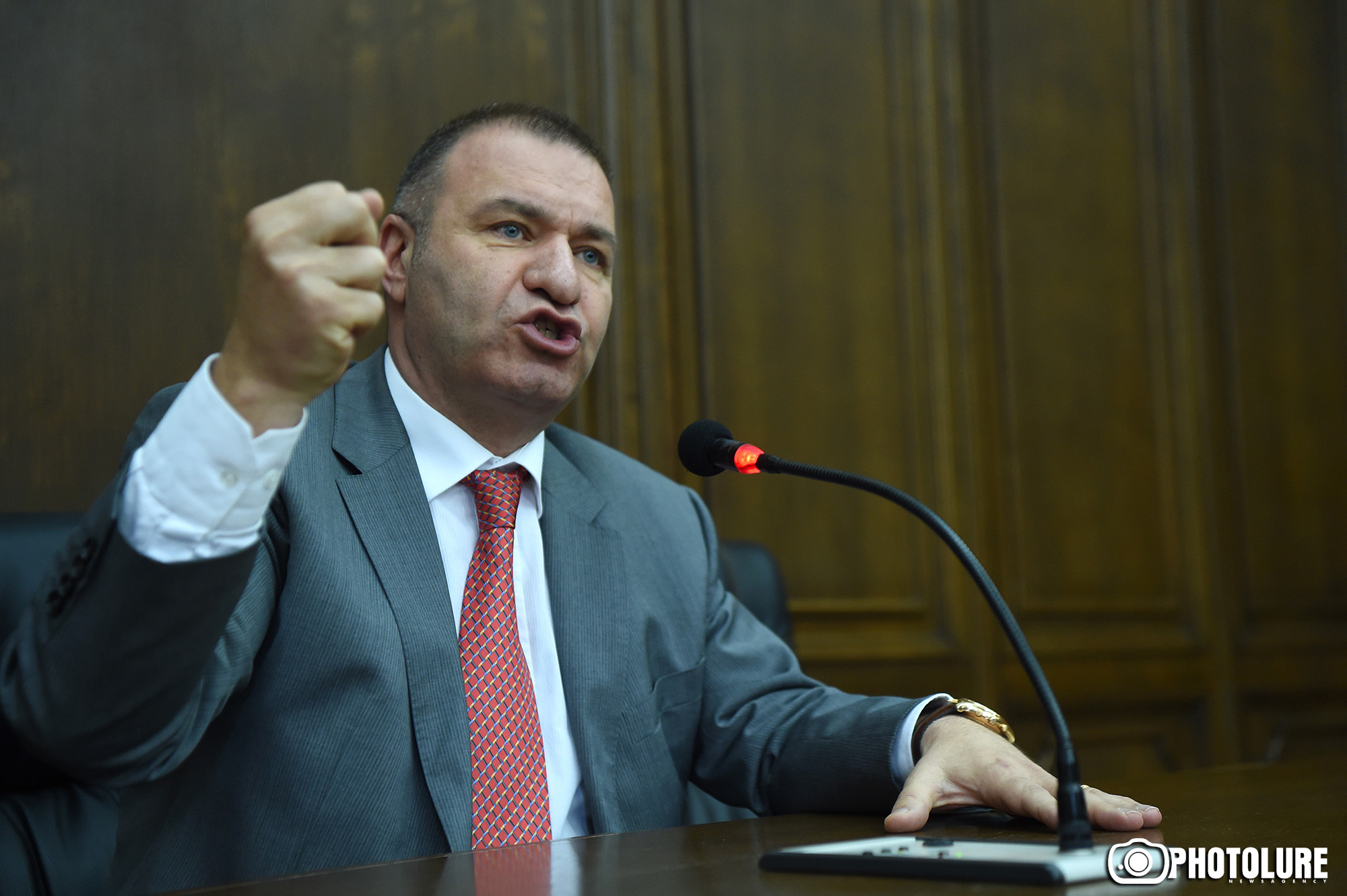 ППА недовольна властями и проголосует против госбюджета Армении