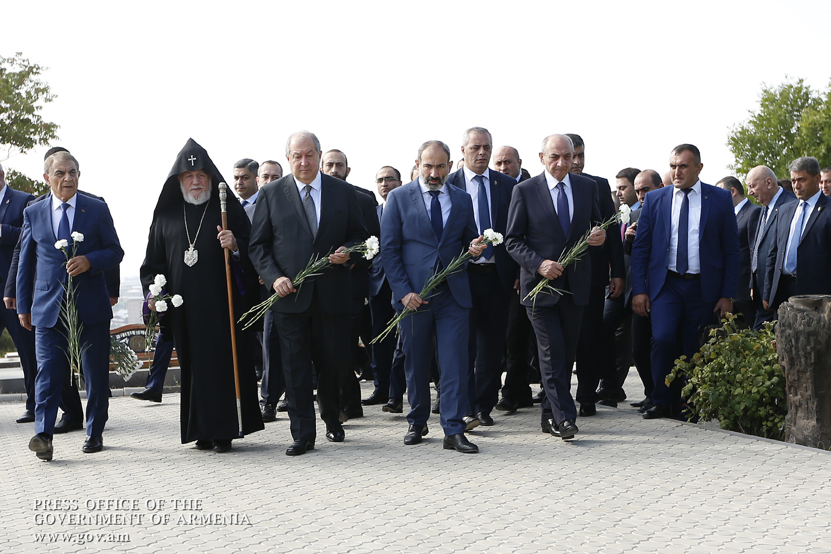 Հայաստանի և Արցախի բարձրագույն ղեկավարությունն այցելեց «Եռաբլուր»