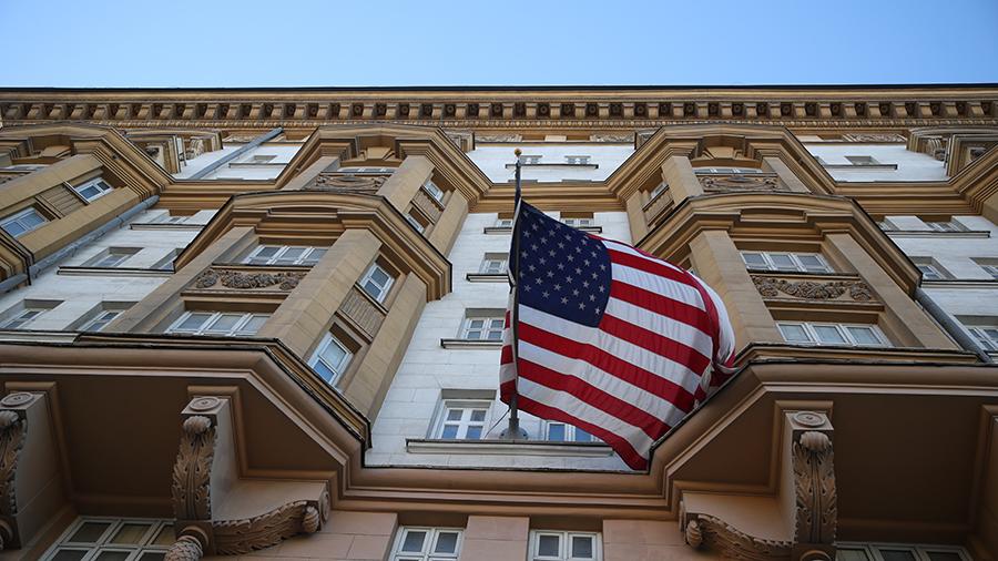 Россия и США начинают контакты по вопросу нормализации работы посольств