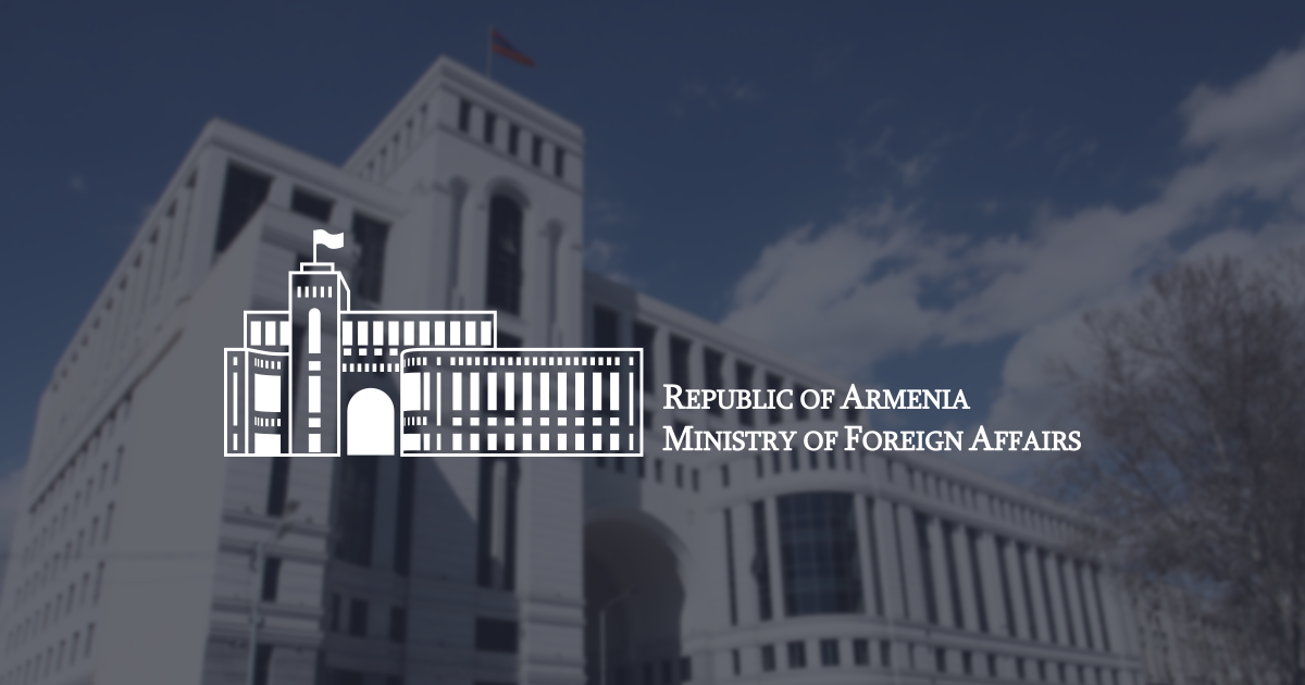 Армения и Азербайджан договорились о гуманитарном перемирии 