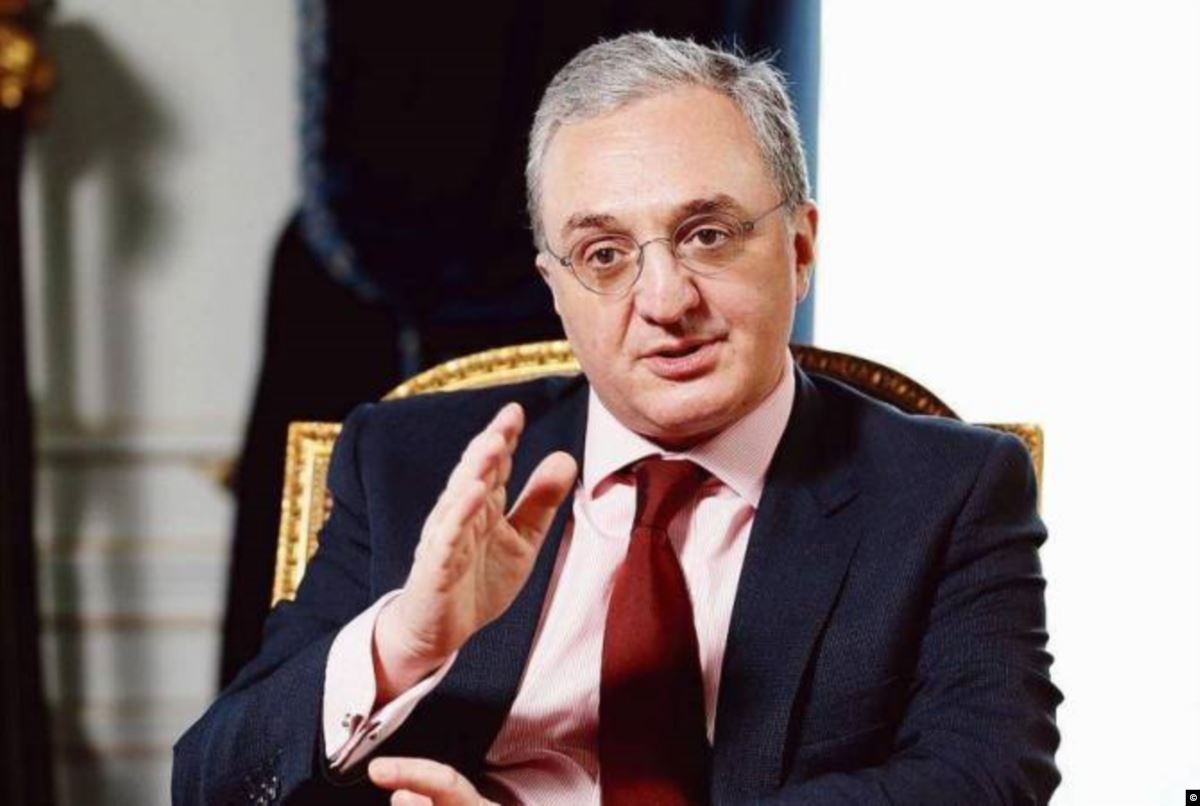 Глава МИД Армении не придает большого значения заявлениям Баку