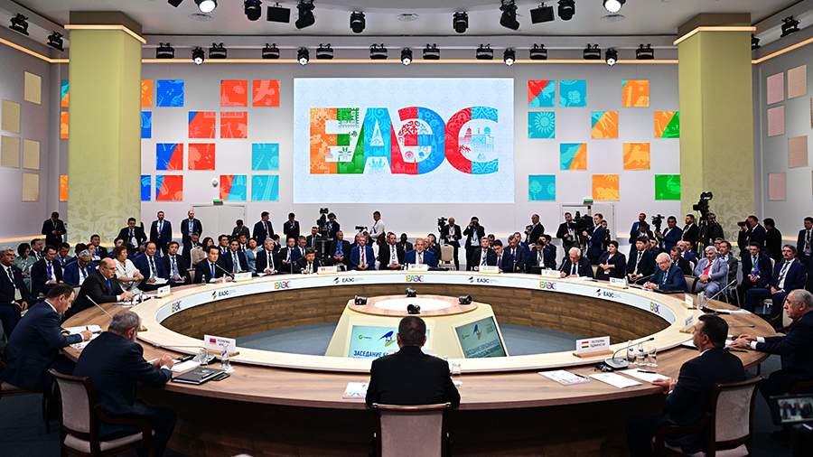 Главы правительств ЕАЭС встретятся в Бишкеке