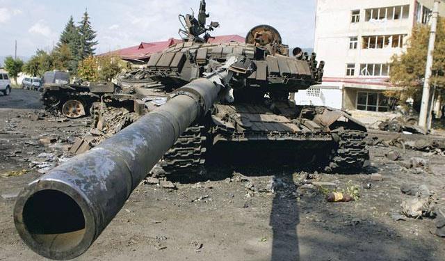 Азербайджан потерял еще один танк и установку 