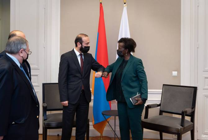 Мирзоян и Мушикивабо коснулись перспектив укрепления сотрудничества Армения-Франкофония 