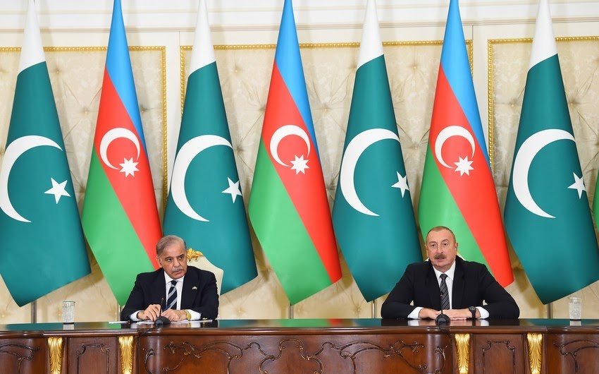 Алиев поблагодарил Пакистан за помощь в войне против Армении и поддержал в вопросе Кашмира