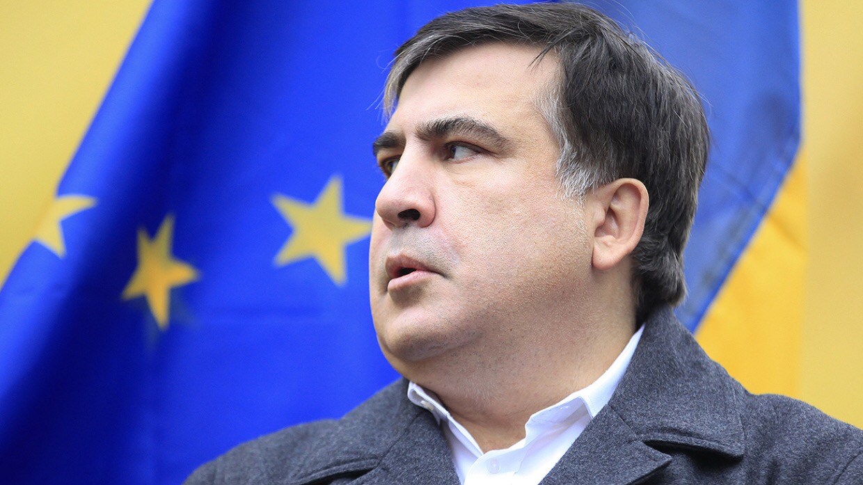 Саакашвили призвал украинцев отдыхать в Грузии и пить грузинское вино 