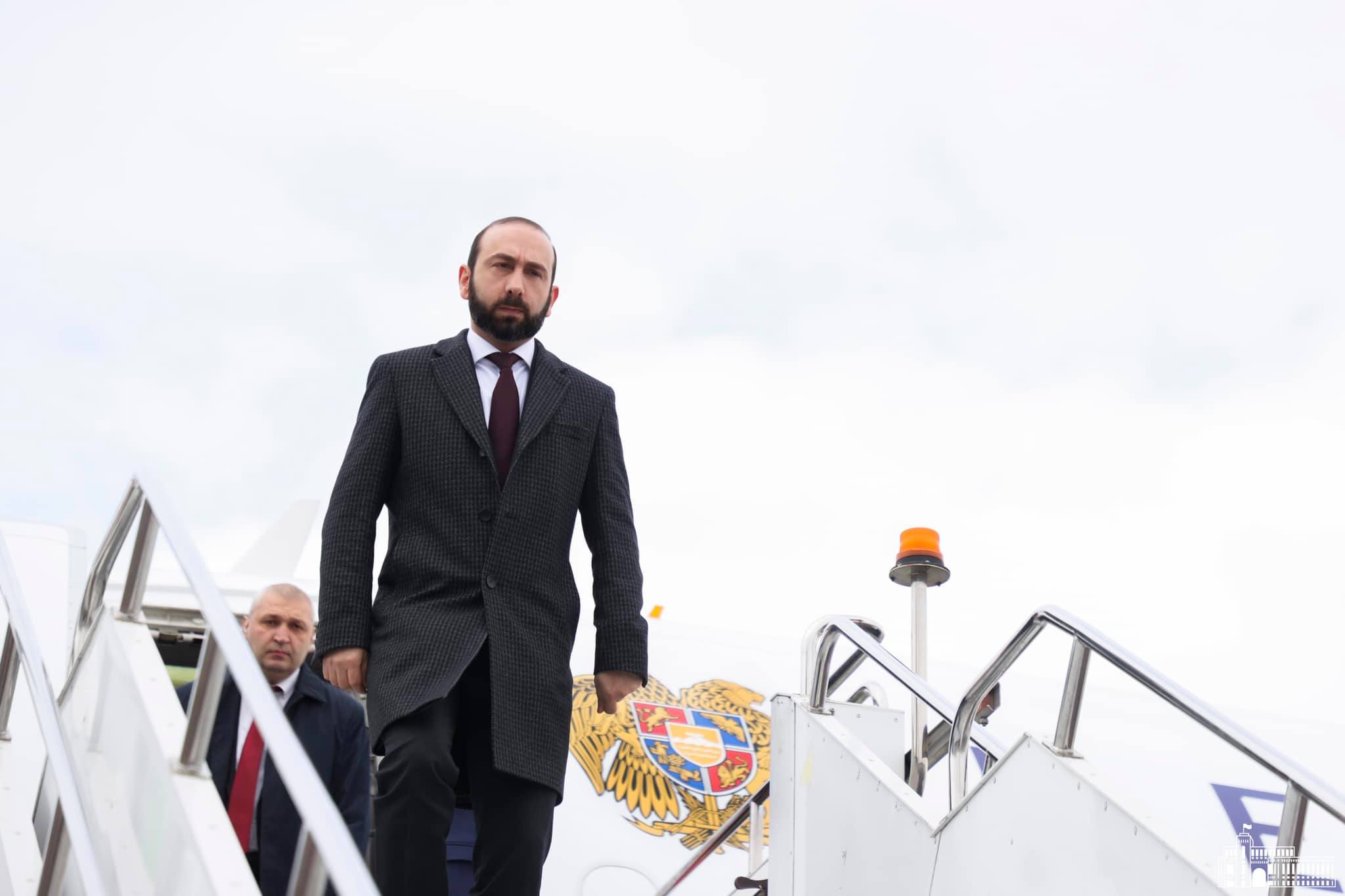 Глава МИД Армении отправится в Сирию и отвезет третью партию гуманитарной помощи