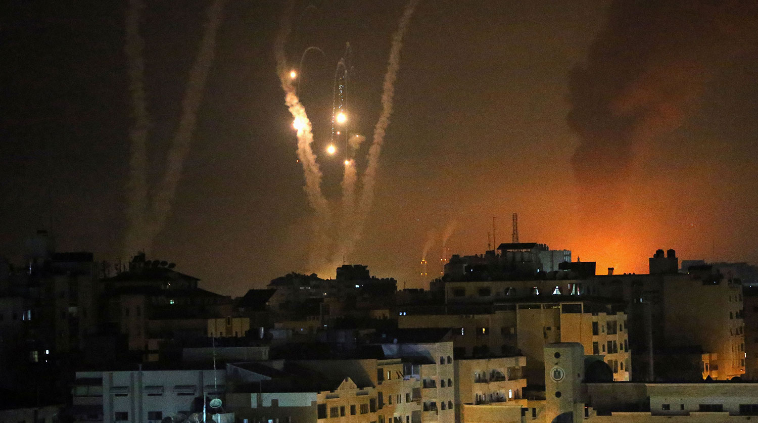 Израиль подтвердил удар по военной базе ХАМАС в секторе Газа
