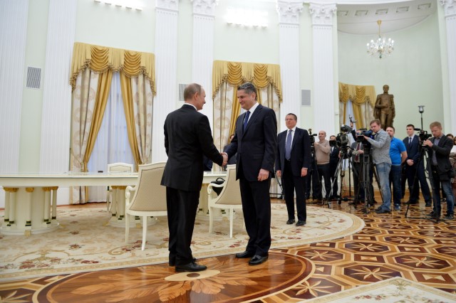 Владимир Путин и Тигран Саркисян обсудили вопросы укрепления ЕАЭС