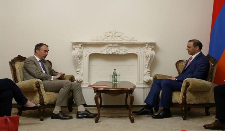 Григорян и Клаар обсудили вопросы нормализации армяно-азербайджанских отношений