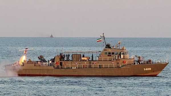 Иранский эсминец «по ошибке» атаковал на учениях ракетой другой иранский корабль