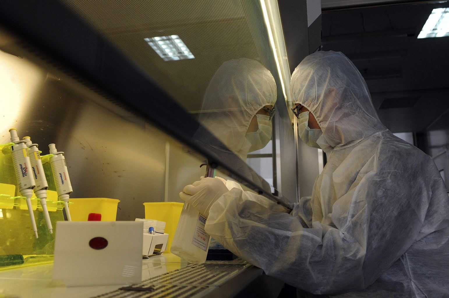 Минздрав РА: специалисты из России, США и ЕС посетили биолаборатории в Армении 