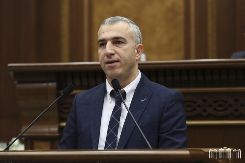 Арамаис Пашинян избран членом Комиссии по предотвращению коррупции 