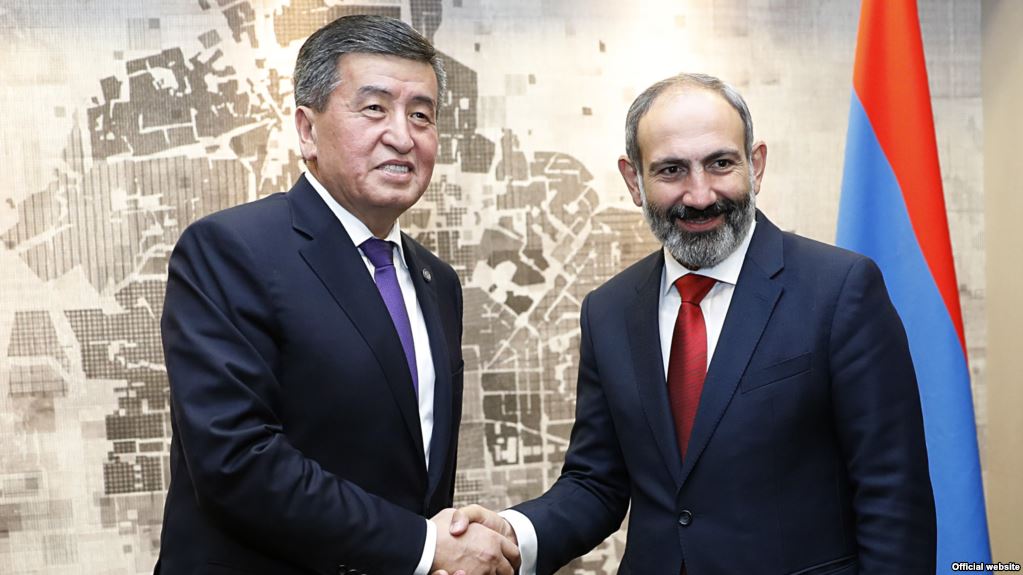 Փաշինյանը Ղրղզստանի նախագահի հետ քննարկել է ԵԱՏՄ-ում ու ՀԱՊԿ-ում համագործակցության հարցերը