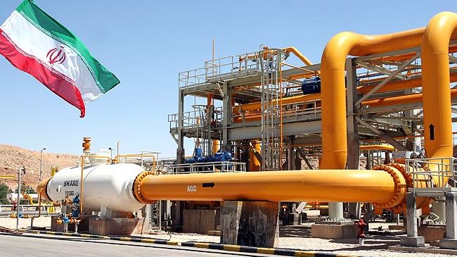 Иран увеличит экспорт нефти в ответ на санкции США - вице-президент Ирана