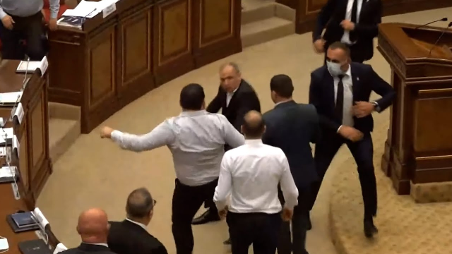 Рубен Акопян: Массовая драка в парламенте – организованный террор против оппозиции
