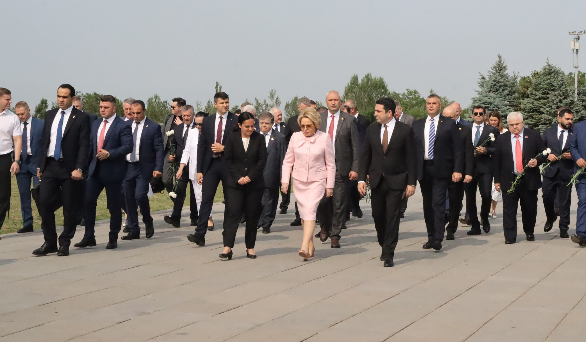 Մատվիենկոյի գլխավորած պատվիրակությունը այցելել է Հայոց ցեղասպանության հուշահամալիր