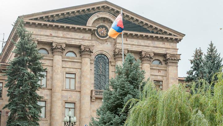 Будет созвано внеочередное заседание НС Армении