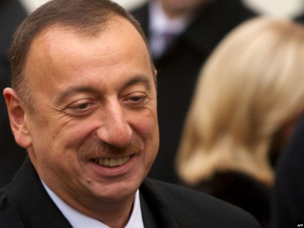 СМИ: Азерпроп принимает своих граждан за идиотов, но азербайджанcкий народ – не идиот 