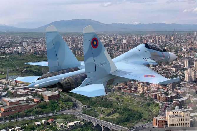 Армения заинтересована в опыте Индии для модернизации своих истребителей Су-30СМ — СМИ 