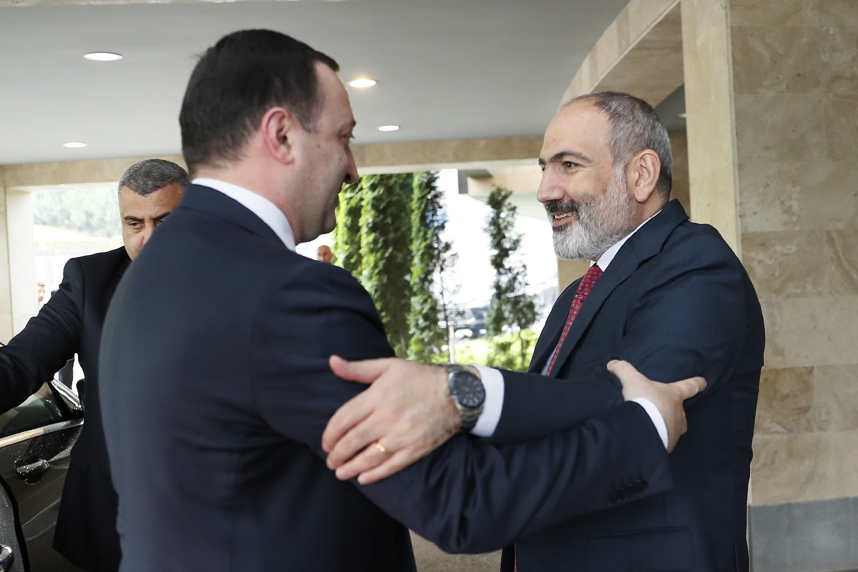 Отношения между Арменией и Грузией будут и впредь развиваться - премьер