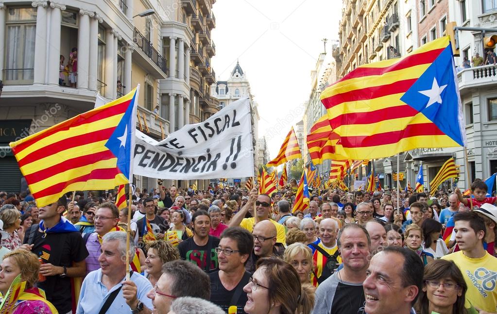 Премьер-министр Испании вновь призвал власти Каталонии отказаться от референдума