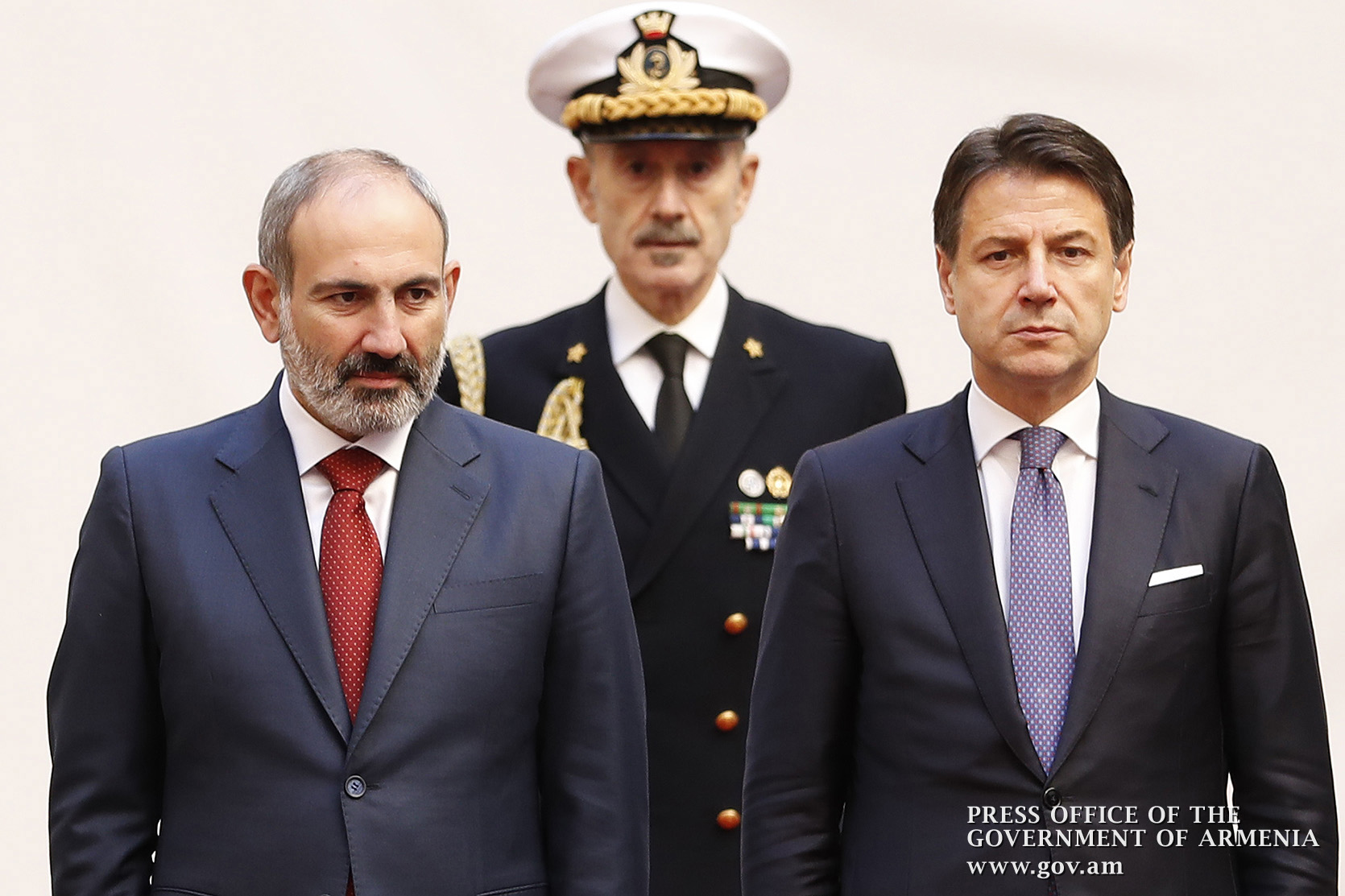 Никол Пашинян и Джузеппе Конте обсудили перспективы развития армяно-итальянских отношений