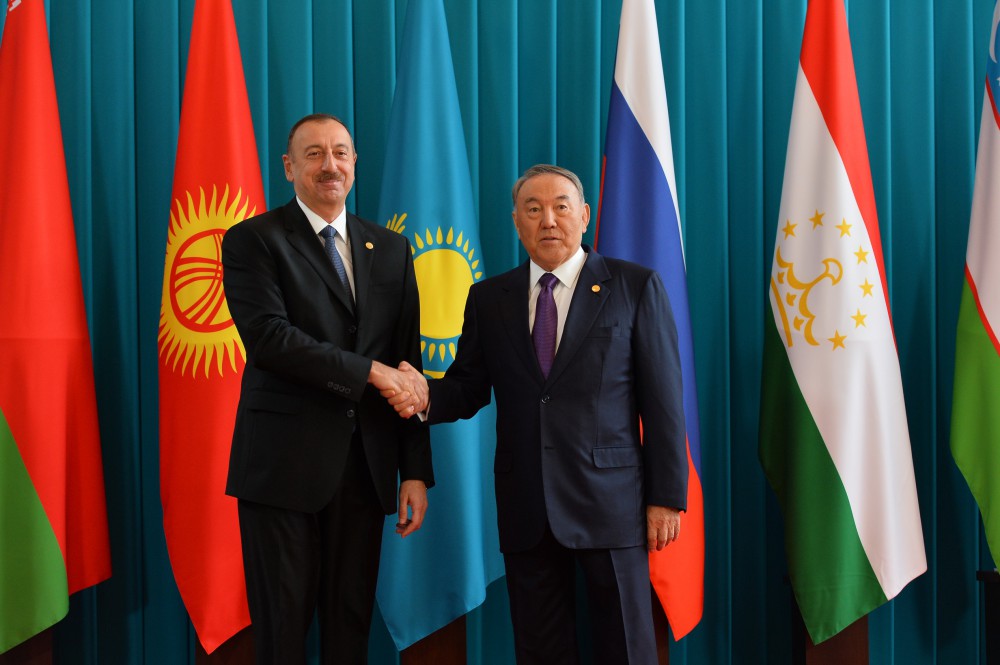 Казахстан-Азербайджан: Энергетическо-транспортный тандем на Каспии