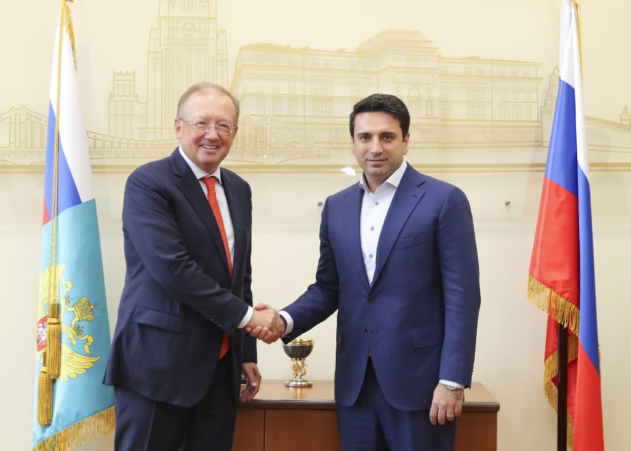 В Москве ожидают группу дипломатов из Армении в ноябре этого года