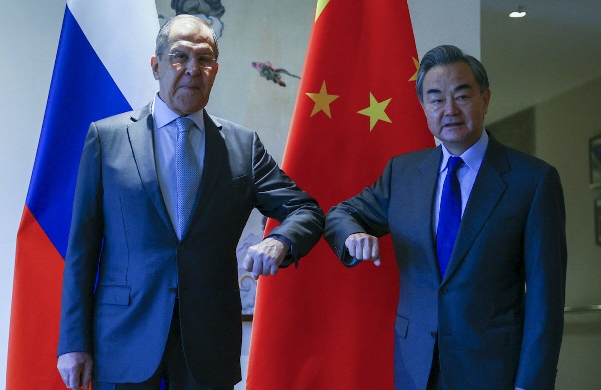 Лавров: Россия, Китай и их единомышленники будут вместе двигаться к многополярному миру