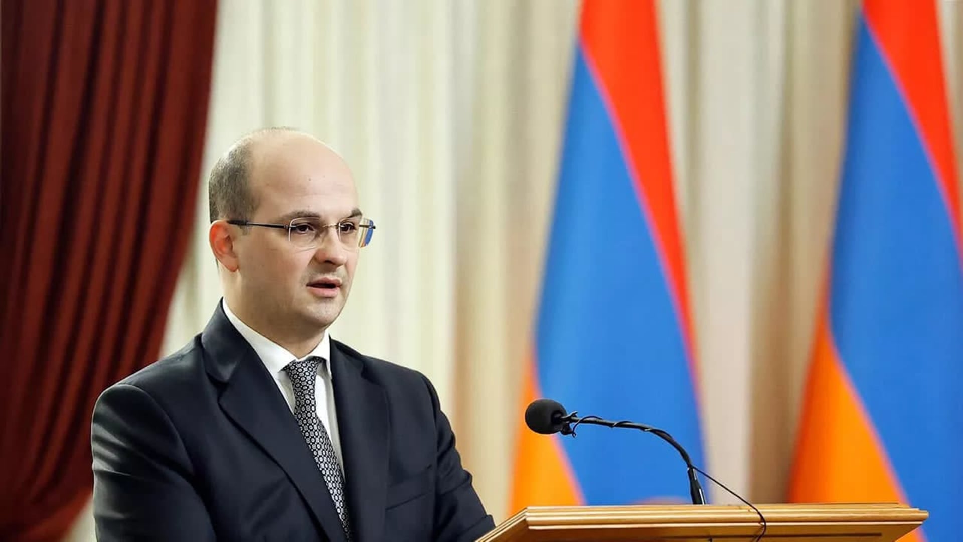 Գաղտնի գործակալներին որքա՞ն և ինչպե՞ս եք վճարում․ բաց նամակ ԱԱԾ տնօրենին