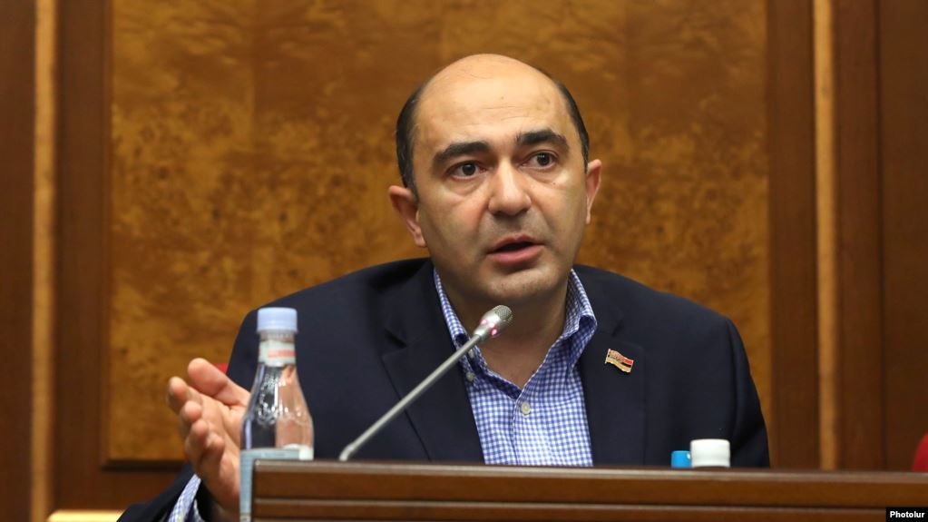 Марукян назвал способ мирного вывода азербайджанских ВС с территории РА