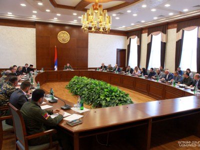 Президент Арцаха созвал расширенное заседание Совета безопасности