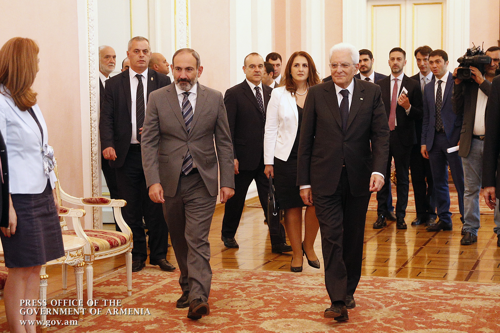 Премьер-министр Армении встретился в Ереване с президентом Италии