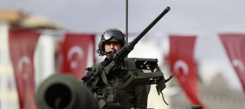 В ВС Турции при подозрительных обстоятельствах погибают армяне и курды