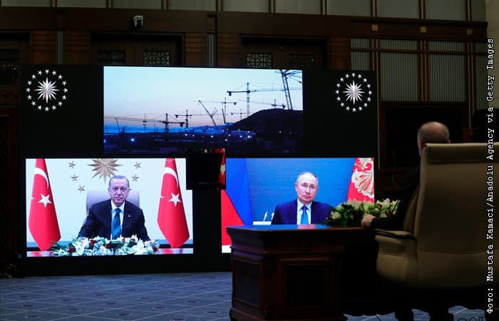 РФ и Турция дали старт началу строительства III блока АЭС 