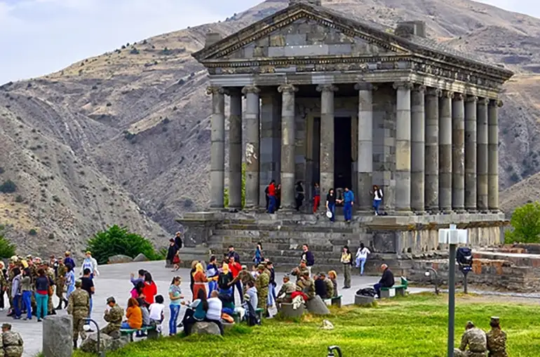 Մայիսին զբոսաշրջային հոսքը դեպի Հայաստան աճել է 10%-ով՝ հասնելով գրեթե 200 հազարի