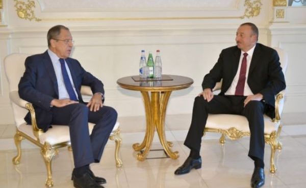 Лавров о переговорах в Баку: Алиев высказался за выполнение соглашения по Карабаху