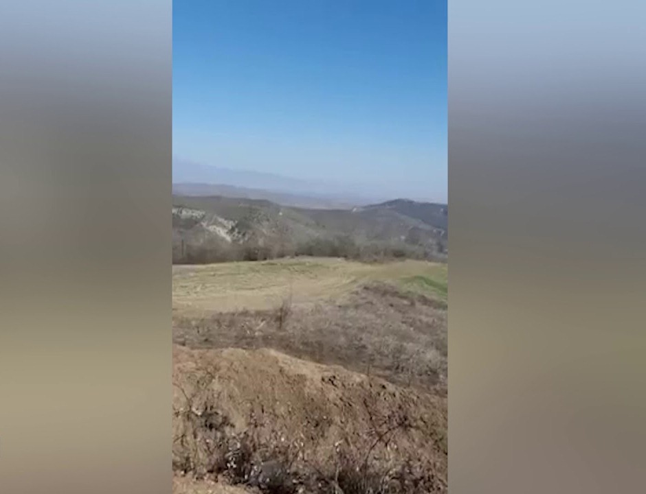 ВС Азербайджана ведут огонь из оружия вблизи сел Сюника: ЗПЧ Армении опубликовал видео 