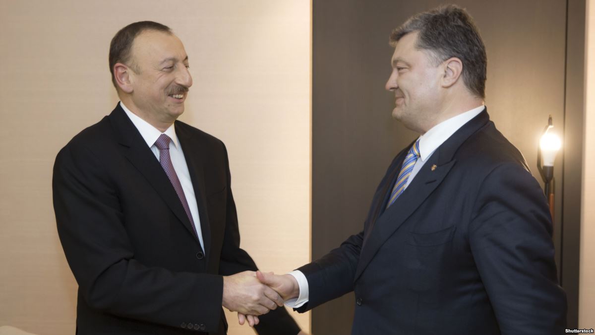 Порошенко призвал Алиева объединить усилия для «восстановления территориальной целостности»