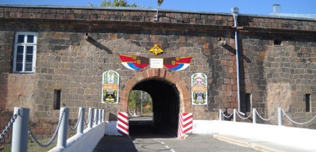 Интенсивность боевой подготовки на российской военной базе в Армении увеличилась в 1,5 раза