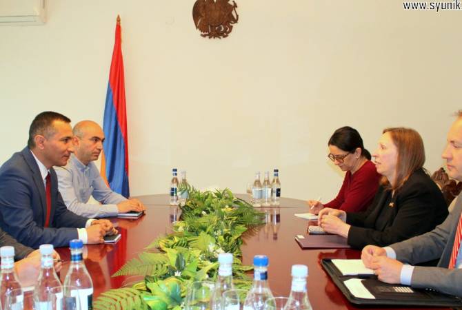 Посол США в Армении Линн Трейси вновь посетила Сюник