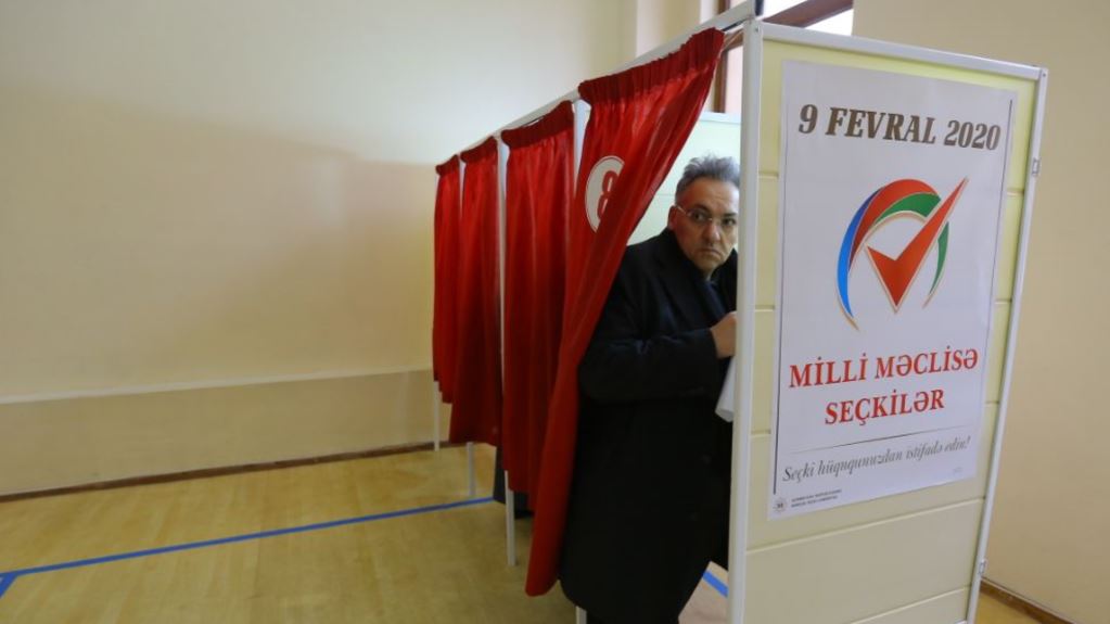 Выборы в Азербайджане рассеяли миллионный миф о «беженцах из Карабаха»